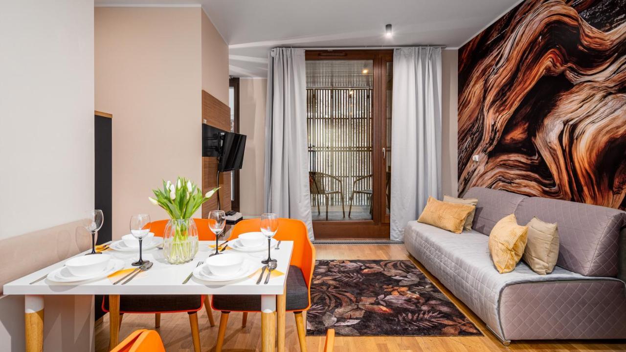 Apartamenty Sun & Snow 19 Dzielnica With Free Parking 바르샤바 외부 사진