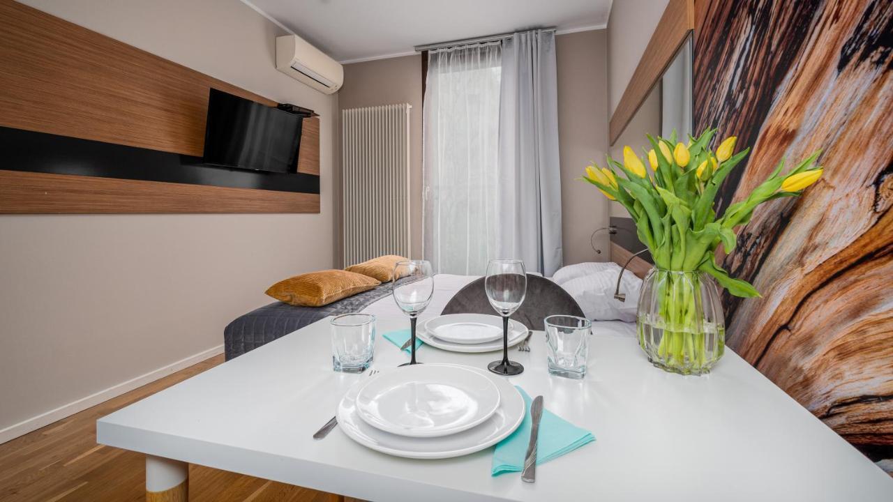 Apartamenty Sun & Snow 19 Dzielnica With Free Parking 바르샤바 외부 사진