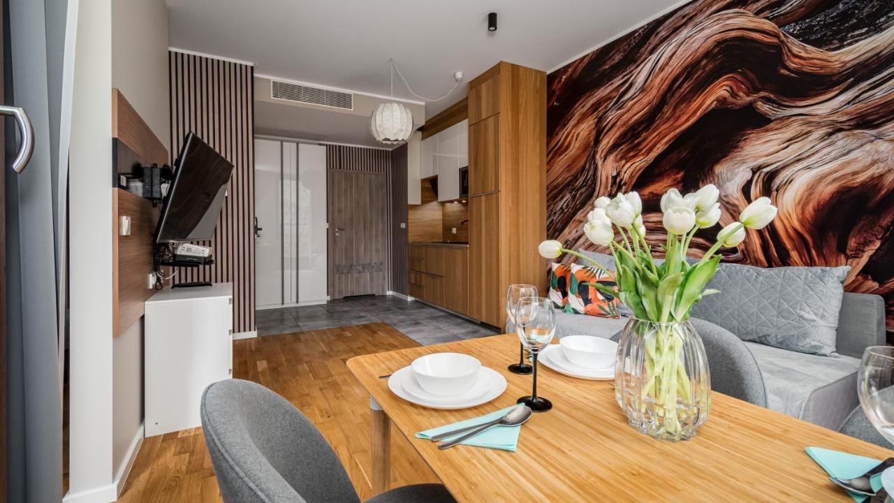 Apartamenty Sun & Snow 19 Dzielnica With Free Parking 바르샤바 외부 사진