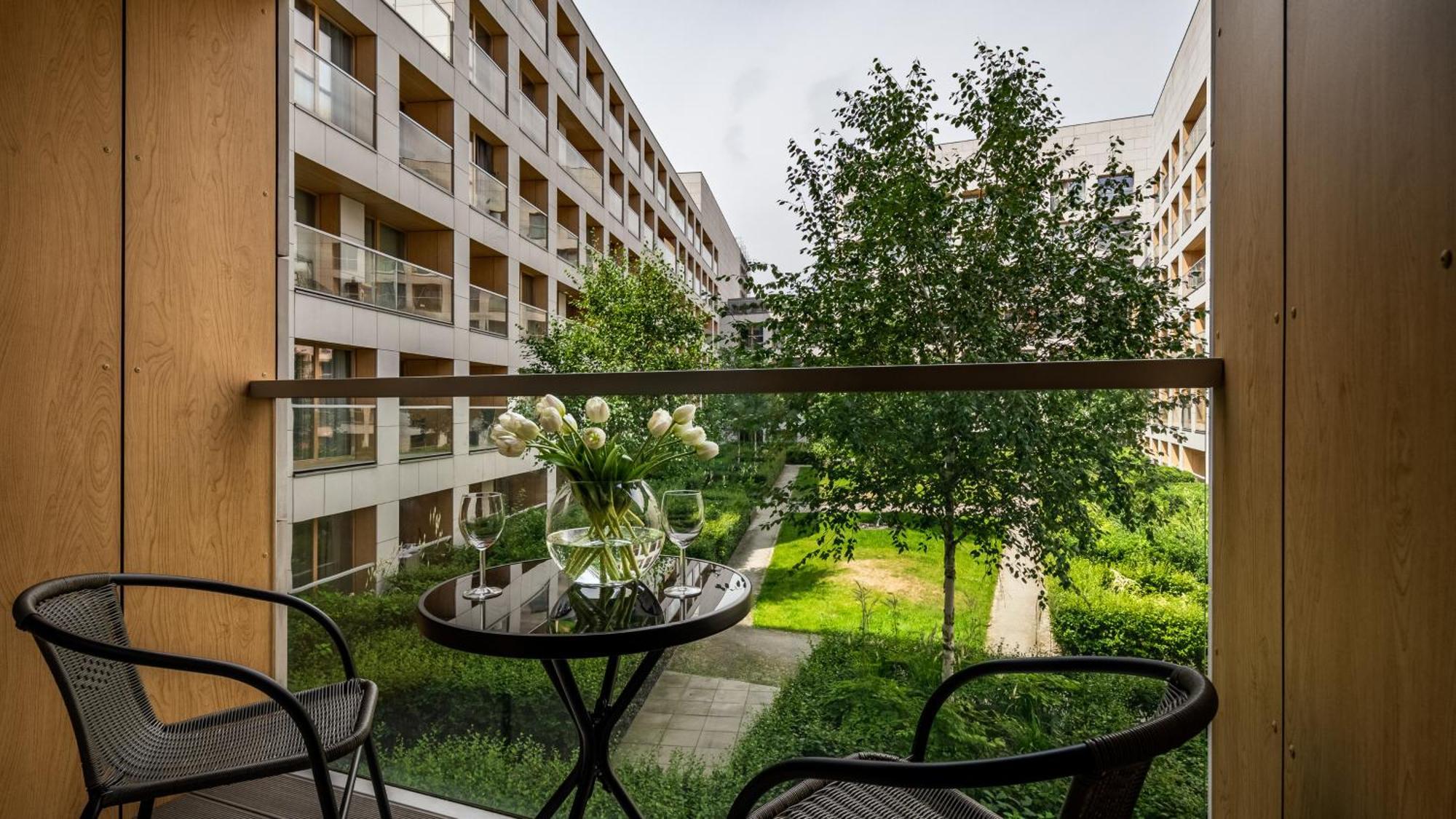 Apartamenty Sun & Snow 19 Dzielnica With Free Parking 바르샤바 외부 사진